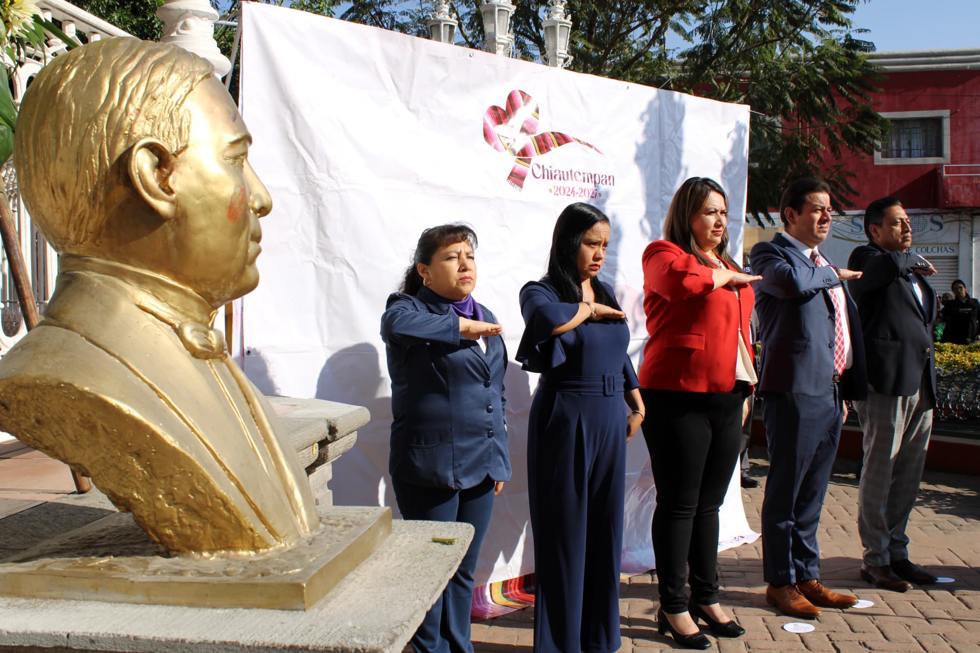 El Ayuntamiento de Chiautempan conmemora el natalicio de Benito Juárez